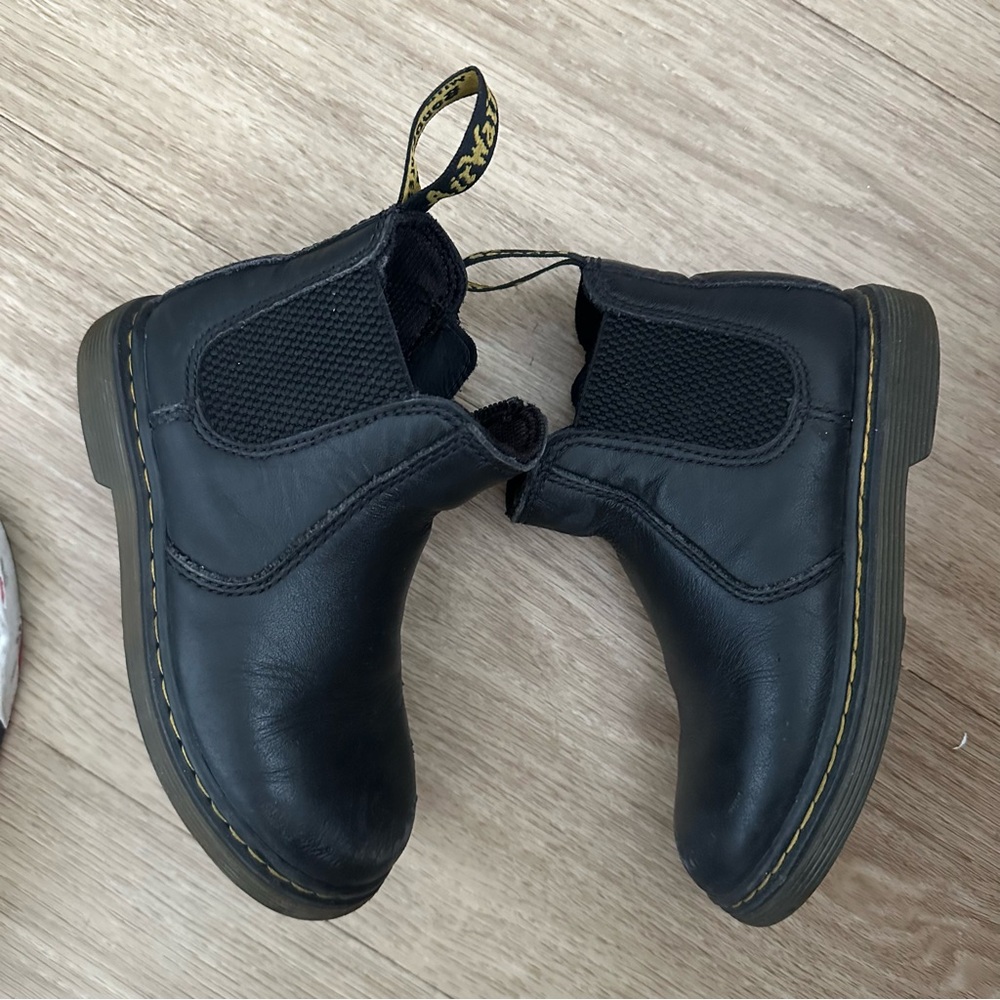 Dr. Martens Chelsea Boots Softy T Leather 2976 Zip Up Black Kids Toddler US 11